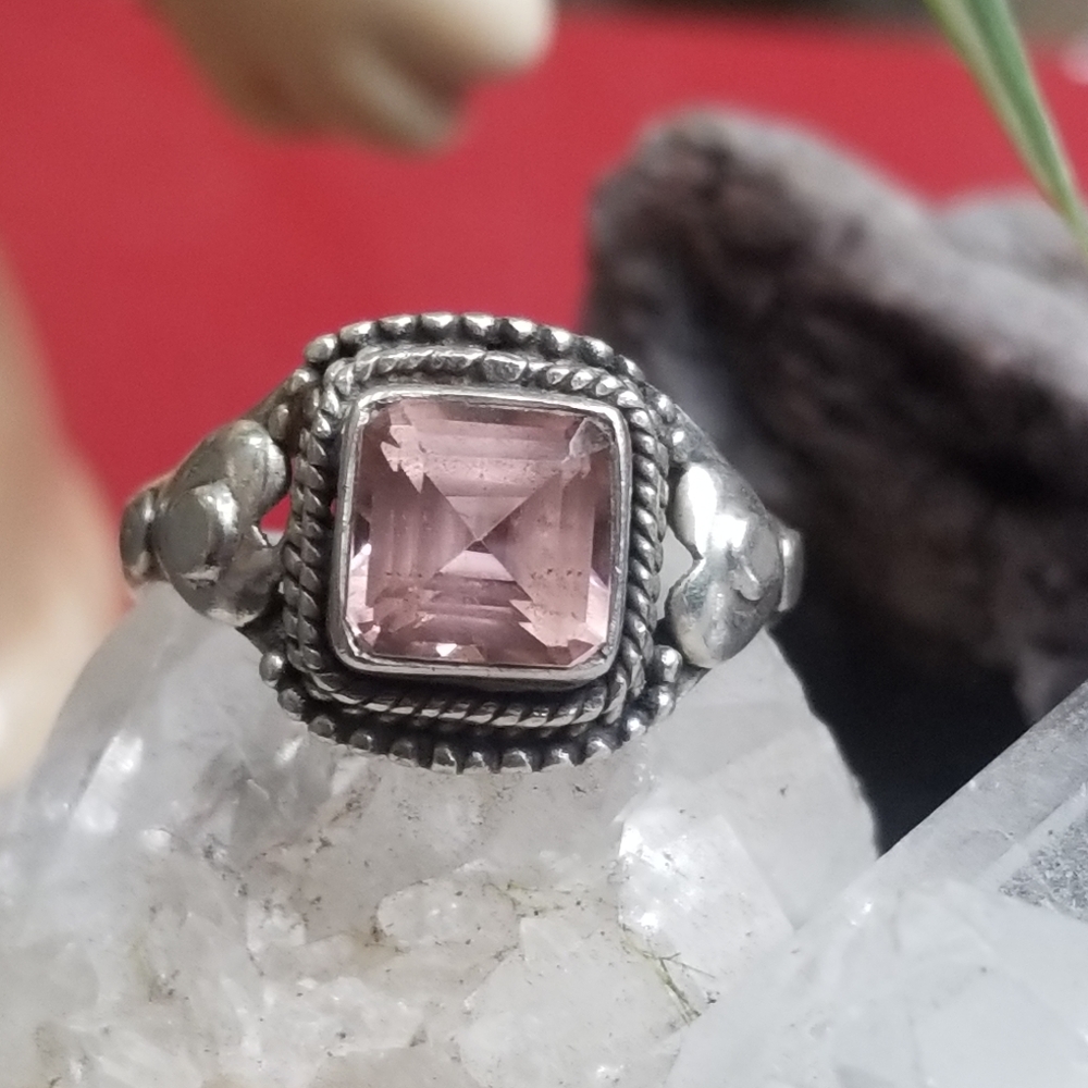 Morganite in 925 Ring Size 9